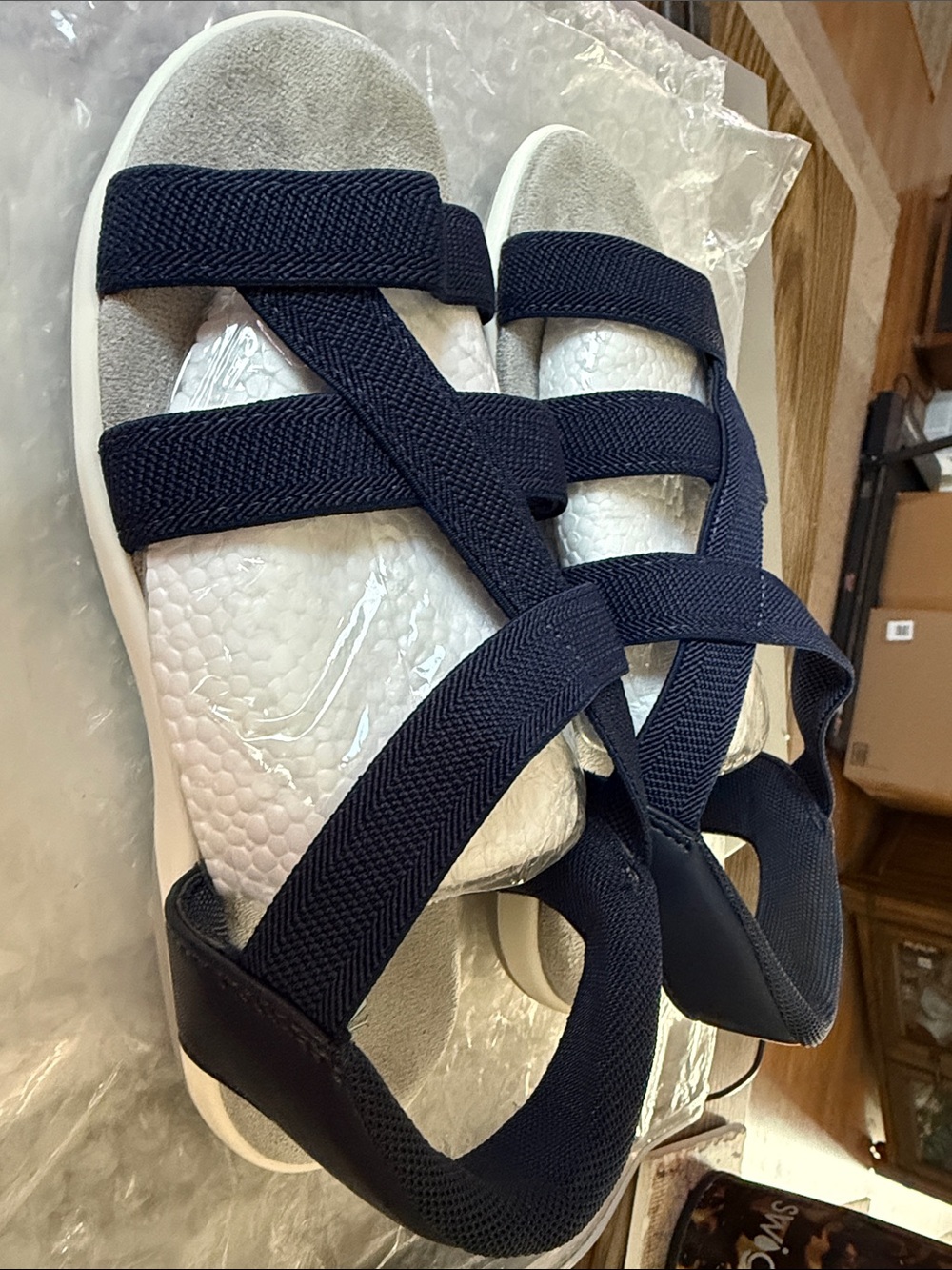 NorthEnd 6.5 Women’s Navy Elastic Strappy Comfort Sandals